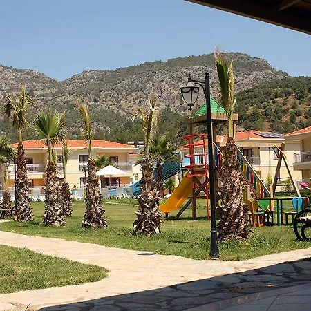 Hotel The One Club Hotel 3*