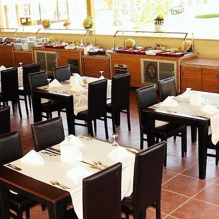 Otel The One Club 4*