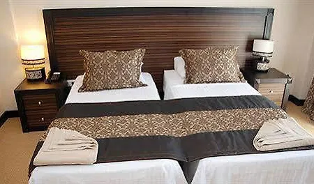 Hotel The One Club Hotel 3*