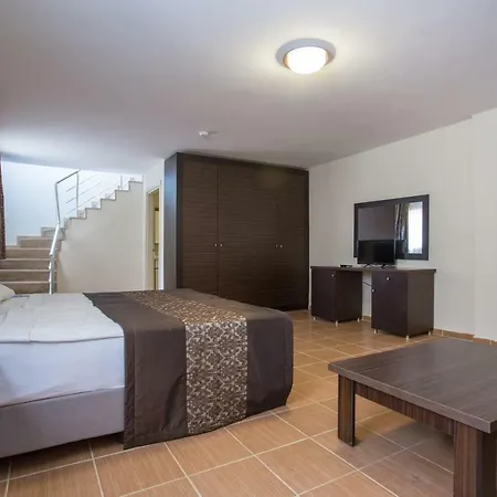 Otel The One Club