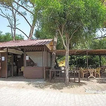 The One Club Ξενοδοχείο 3*
