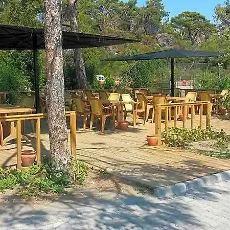 Ξενοδοχείο The One Club 3*