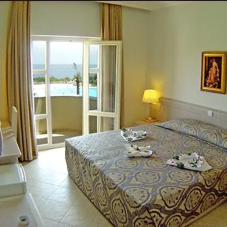 Otel Alinn Sarıgerme